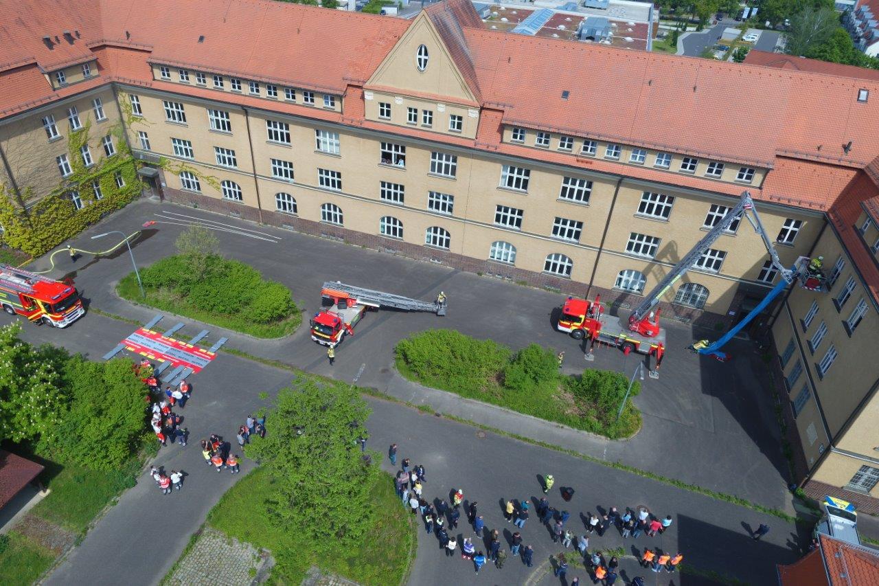 Großübung der Einsatzkräfte in der Leopoldkaserne Amberg Foto: Feuerwehr Amberg