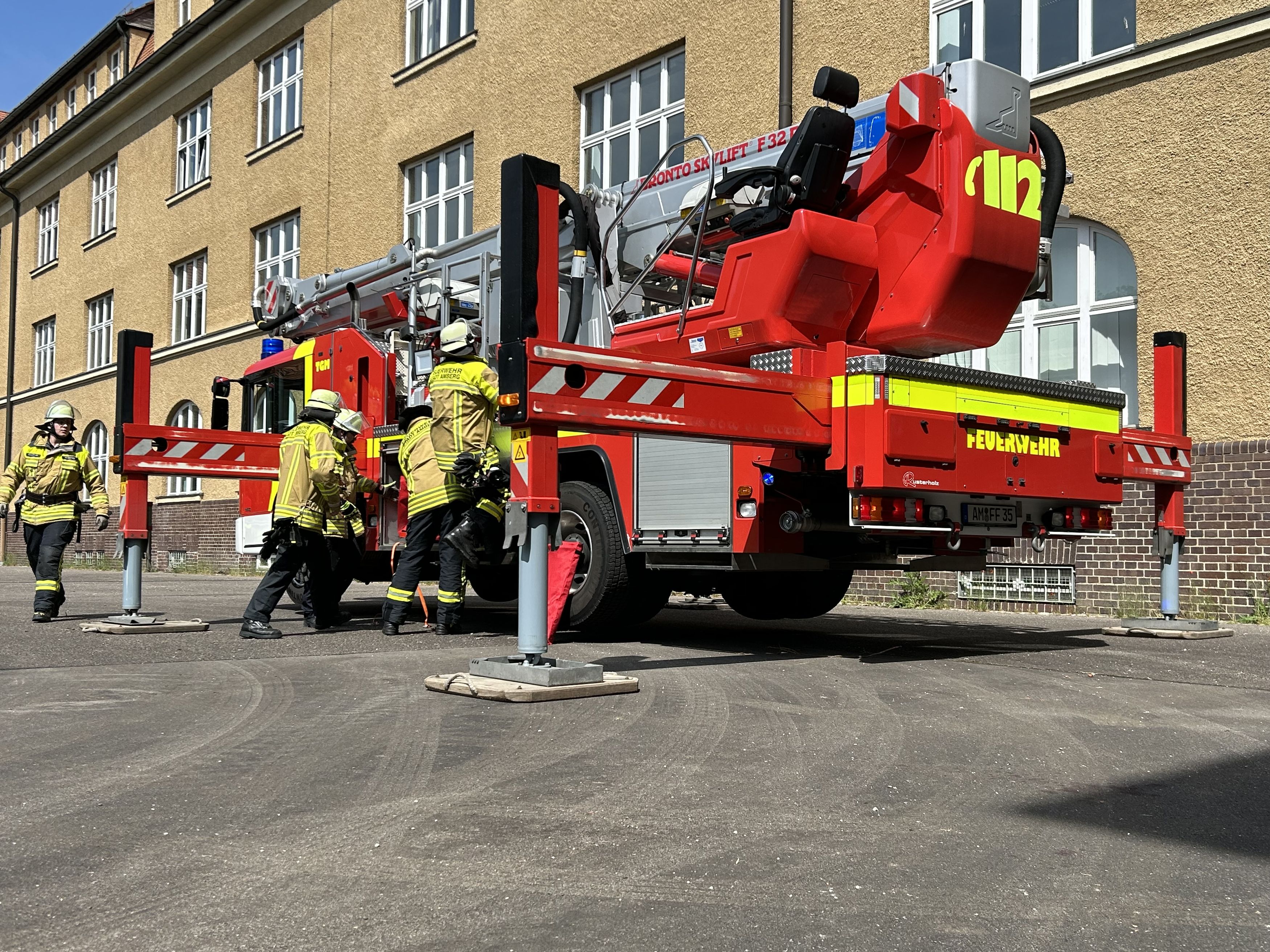 Großübung der Einsatzkräfte in der Leopoldkaserne Amberg Foto: Polizeipräsidium Oberpfalz