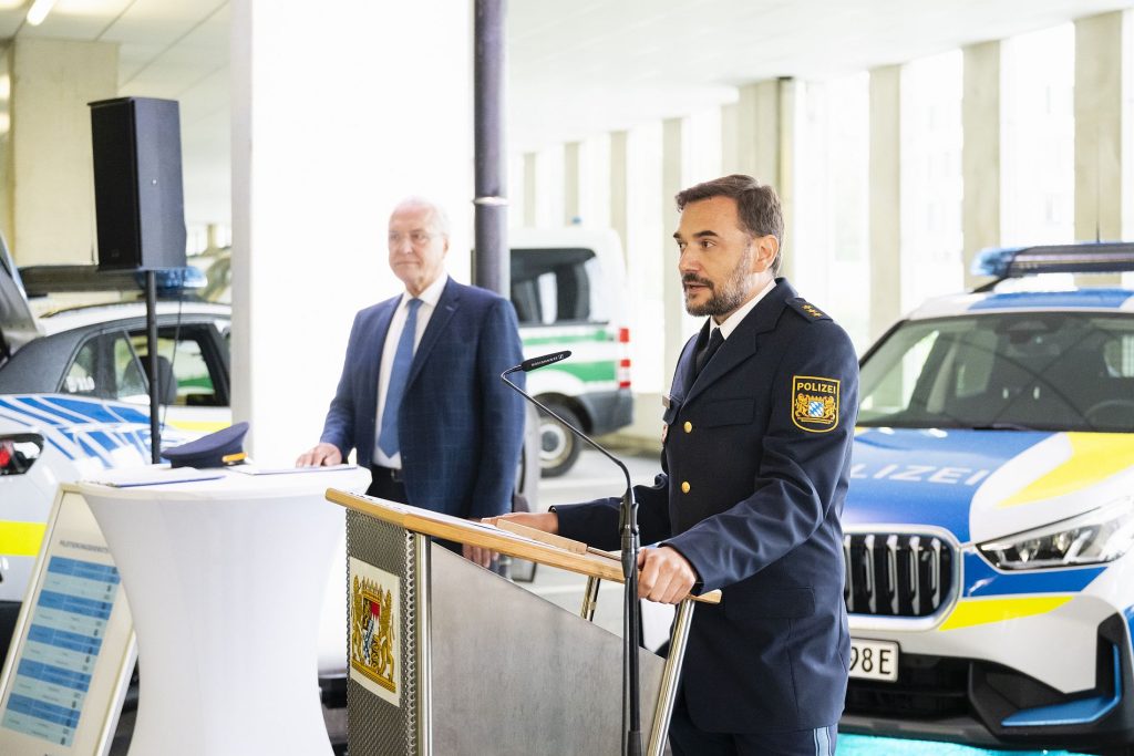 Innenminister Joachim Herrmann stellt gemeinsam mit Polizeiexperten das Pilotprojekt vor Bildnachweis: Uwe Niklas