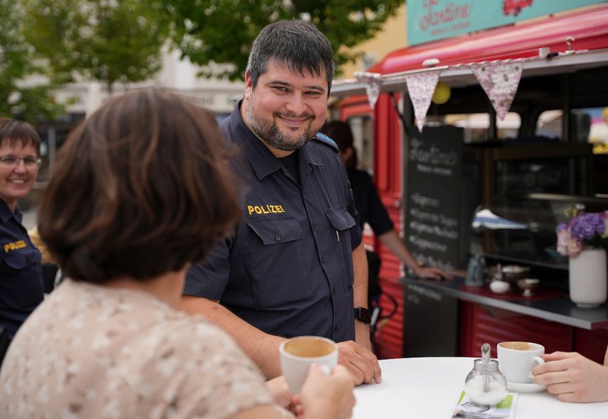 Coffee with a Cop – Auf einen Kaffee mit der Polizei