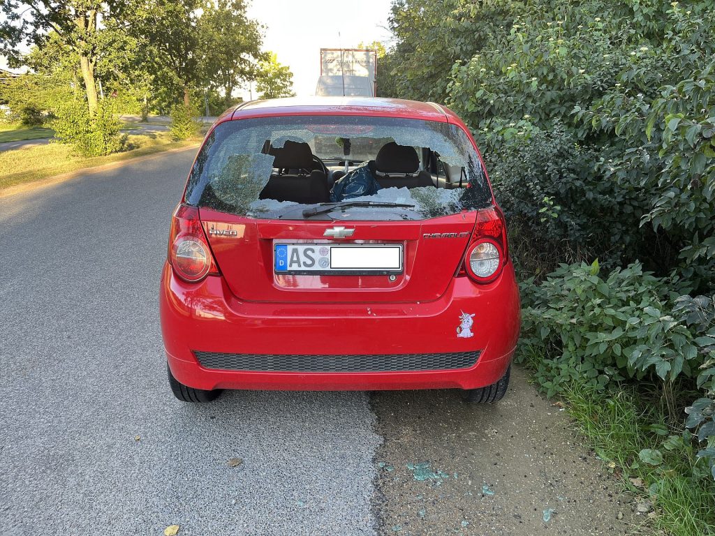 Die Polizei sucht nach Zeugen für diese Sachbeschädigung Quelle: PI Sulzbach-Rosenberg