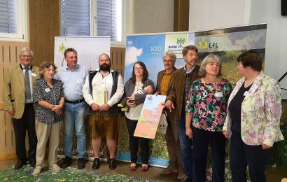Preise für artenreiche Wiesenbewirtschaftung verliehen – LfL und BN ehren engagierte Bauernfamilien