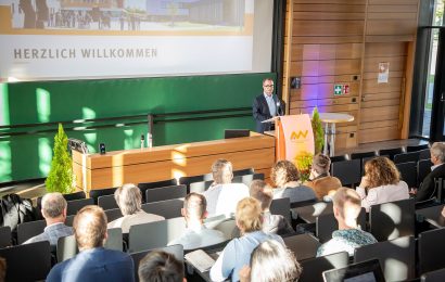 Projektleiter Prof. Dr. Steffen Hamm stellt Ergebnisse des Projekts vor Foto: Dötterl/OTH Amberg-Weiden