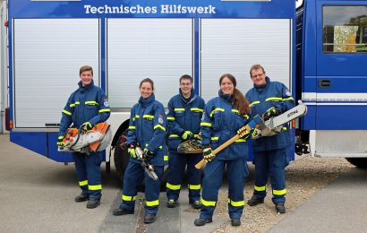 Die fünf neuen Einsatzkräfte des THW Amberg (v.l.n.r. Justin Taylor, Simone Ertel, Lukas Fröhler, Inga Jüntgen, Werner Raschke) Fotos: THW / Marina Grasser