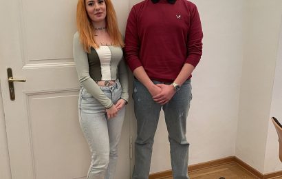 Neuer Bezirksschülersprecher Maximilian Badault, Medbo Pflegeschule Regensburg und 2. Bezirksschülersprecherin Jessica Abel, BSZ Weiden Foto: Regierung der Oberpfalz/Fronek