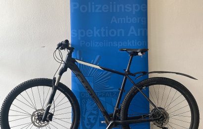 Eigentümer von zwei Fahrrädern gesucht