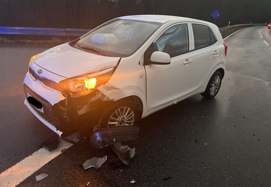 Fahranfänger verursacht Verkehrsunfall