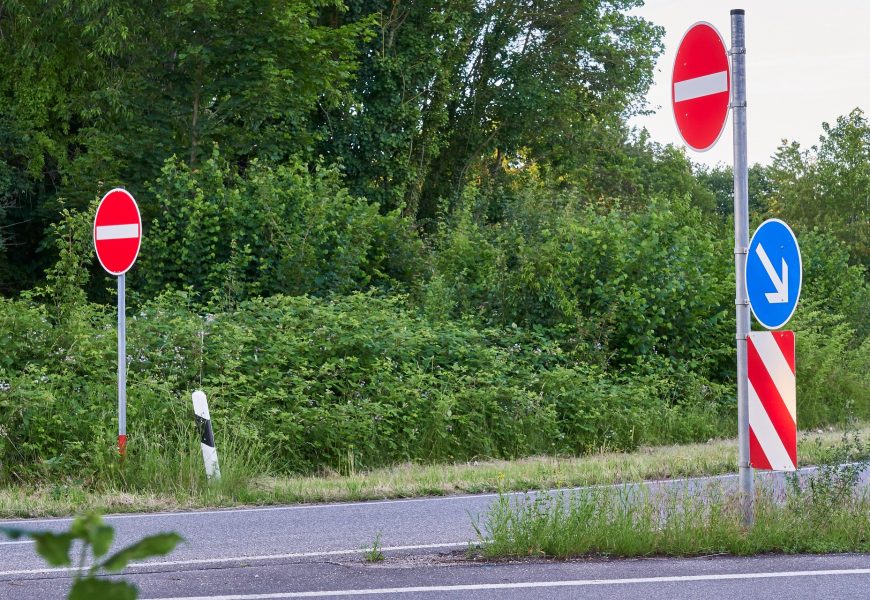 Ermittlungen gegen zwei Autofahrer nach Vorfällen in Teublitz