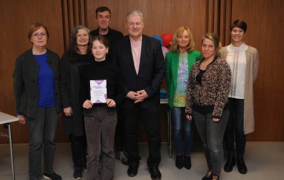 Schülerin der Walter-Höllerer-Realschule gewinnt Kreisentscheid